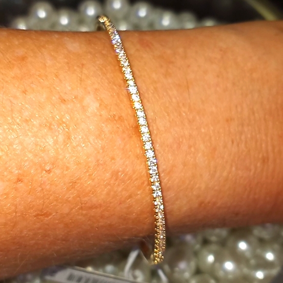 Nordstrom Gold Cubic Zirconia Bangle Bracelet - Picture 5 of 13